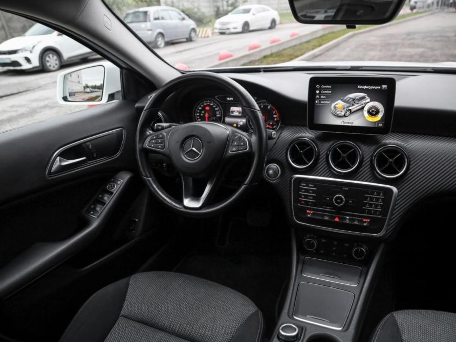Mercedes-Benz GLA I (X156) Рестайлинг Санкт-Петербург  - изображение 12