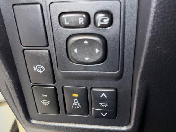 Toyota Land Cruiser Prado 150 Series с пробегом 2012 года, цена 2 382 800 рублей, 358593 км, внедорожник, Автокод Объявления