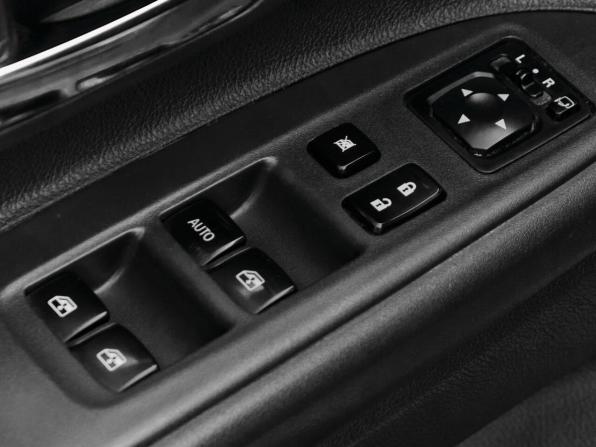 Mitsubishi Outlander III Рестайлинг 2 с пробегом 2015 года, цена 1 690 000 рублей, 224079 км, внедорожник, Автокод Объявления