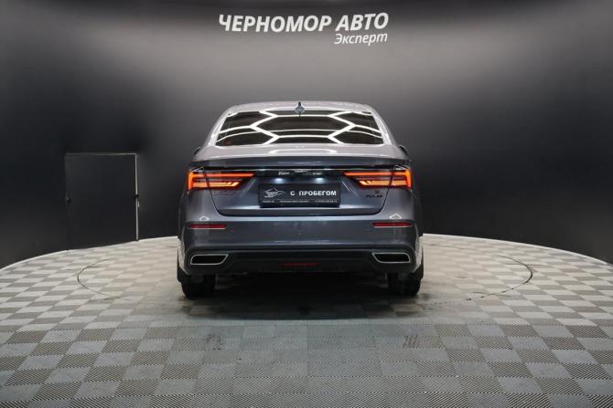 Omoda S5 с пробегом 2023 года, цена 1 640 000 рублей, 58263 км, седан, Автокод Объявления