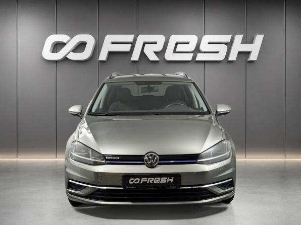 Volkswagen Golf VII Рестайлинг с пробегом 2019 года, цена 1 463 900 рублей, 191244 км, универсал, Автокод Объявления