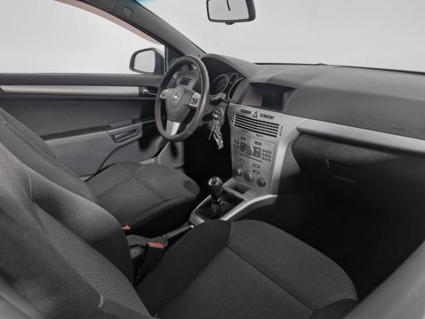 Opel Astra H Рестайлинг с пробегом 2010 года, цена 399 000 рублей, 229604 км, хэтчбек, Автокод Объявления