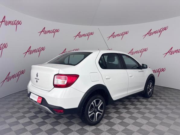 Renault Logan II Рестайлинг с пробегом 2022 года, цена 1 390 000 рублей, 43555 км, седан, Автокод Объявления