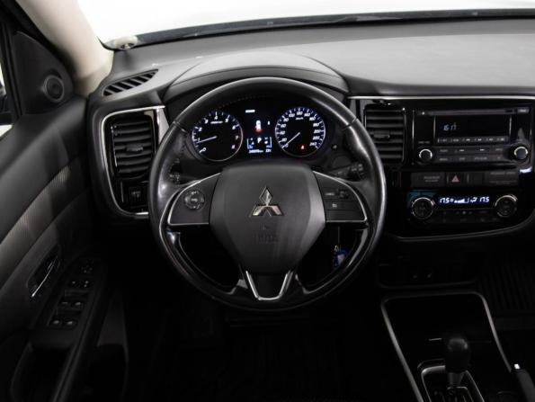 Mitsubishi Outlander III Рестайлинг 2 с пробегом 2017 года, цена 1 499 000 рублей, 245969 км, внедорожник, Автокод Объявления