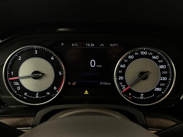 Volkswagen Touareg III с пробегом 2021 года, цена 6 414 000 рублей, 97326 км, внедорожник, Автокод Объявления