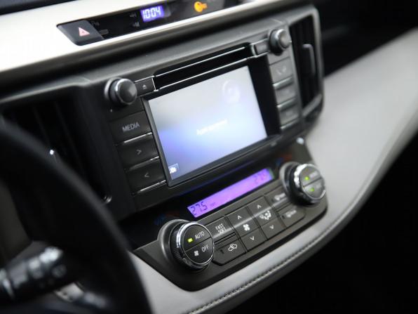 Toyota RAV4 IV (XA40) с пробегом 2014 года, цена 1 550 000 рублей, 346123 км, внедорожник, Автокод Объявления