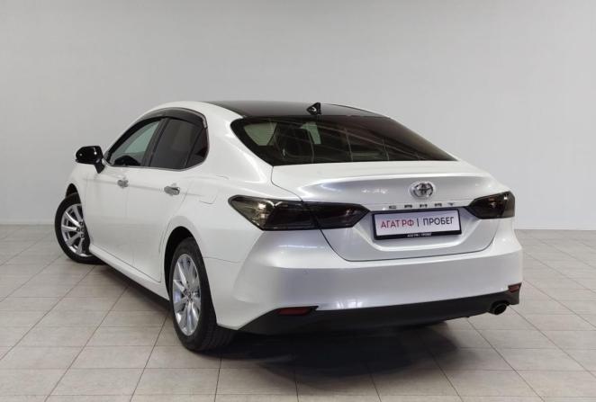 Toyota Camry VII (XV50) Рестайлинг 2 с пробегом 2018 года, цена 2 650 000 рублей, 136069 км, седан, Автокод Объявления