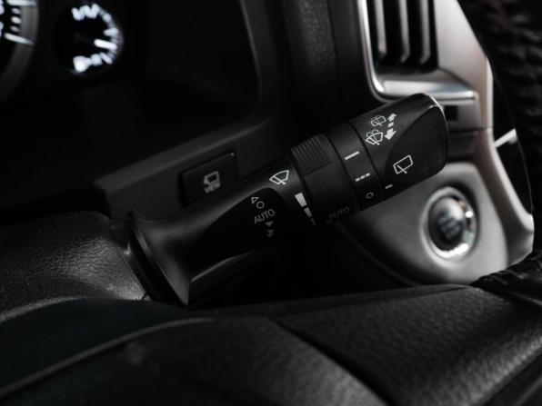 Toyota Land Cruiser 200 Series Рестайлинг 2 с пробегом 2018 года, цена 6 839 000 рублей, 176053 км, внедорожник, Автокод Объявления