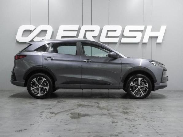 JAC JS6 с пробегом 2024 года, цена 2 045 000 рублей, 4866 км, внедорожник, Автокод Объявления