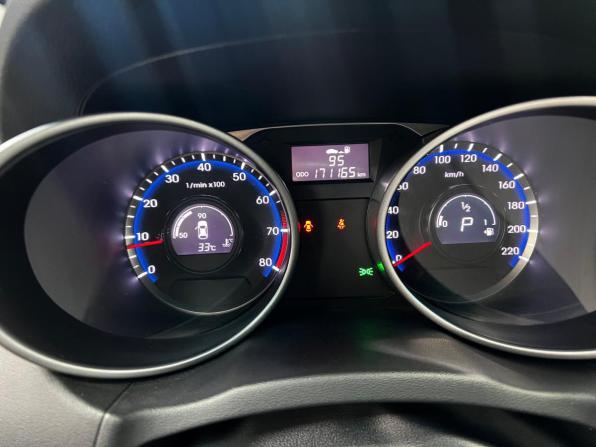 Hyundai ix35 I Рестайлинг с пробегом 2014 года, цена 1 350 000 рублей, 171164 км, внедорожник, Автокод Объявления