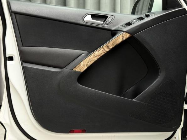 Volkswagen Tiguan I с пробегом 2010 года, цена 1 069 000 рублей, 254931 км, внедорожник, Автокод Объявления