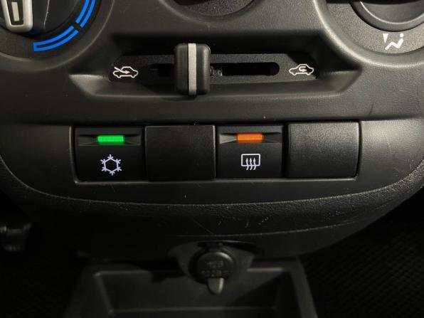 Lada (ВАЗ) Granta I Рестайлинг с пробегом 2023 года, цена 770 000 рублей, 72267 км, универсал, Автокод Объявления