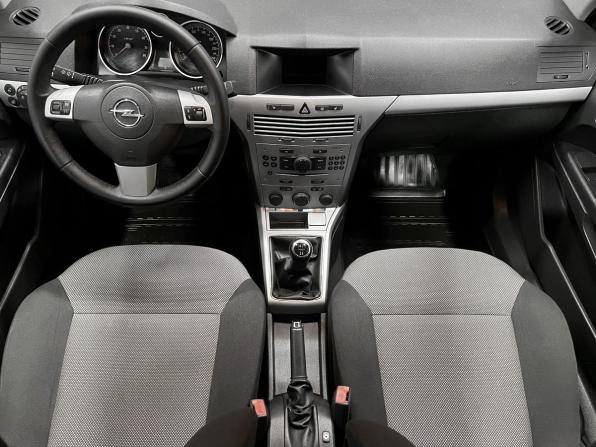 Opel Astra H Рестайлинг с пробегом 2014 года, цена 665 000 рублей, 189637 км, хэтчбек, Автокод Объявления