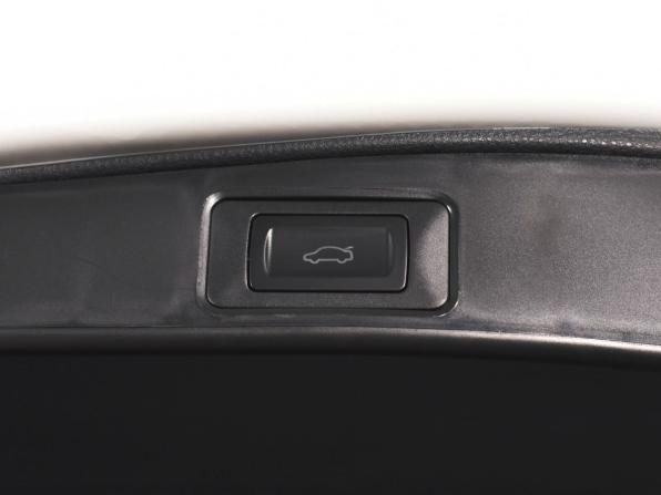 Toyota RAV4 V (XA50) с пробегом 2025 года, цена 4 014 995 рублей, 60 км, внедорожник, Автокод Объявления