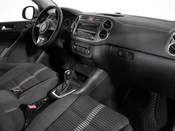 Volkswagen Tiguan I с пробегом 2011 года, цена 1 050 000 рублей, 196480 км, внедорожник, Автокод Объявления