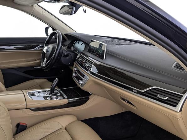 BMW 7 серии VI (G11/G12) с пробегом 2016 года, цена 2 900 000 рублей, 116576 км, седан, Автокод Объявления