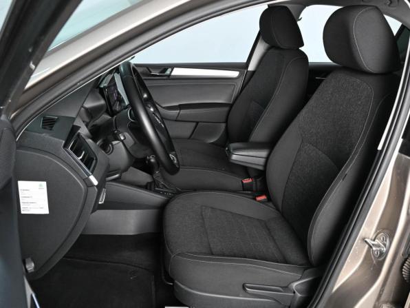Skoda Rapid I Рестайлинг с пробегом 2020 года, цена 1 639 000 рублей, 123115 км, лифтбек, Автокод Объявления