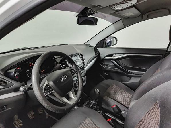 Lada (ВАЗ) Vesta I с пробегом 2019 года, цена 820 000 рублей, 109478 км, седан, Автокод Объявления