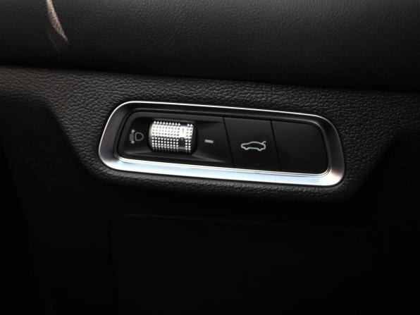 Geely Coolray I Рестайлинг 2 с пробегом 2025 года, цена 2 534 000 рублей, 8059 км, внедорожник, Автокод Объявления