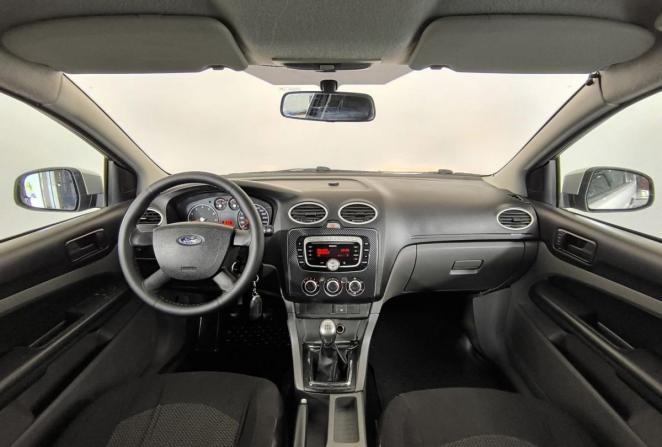 Ford Focus II Рестайлинг с пробегом 2010 года, цена 330 000 рублей, 332462 км, хэтчбек, Автокод Объявления
