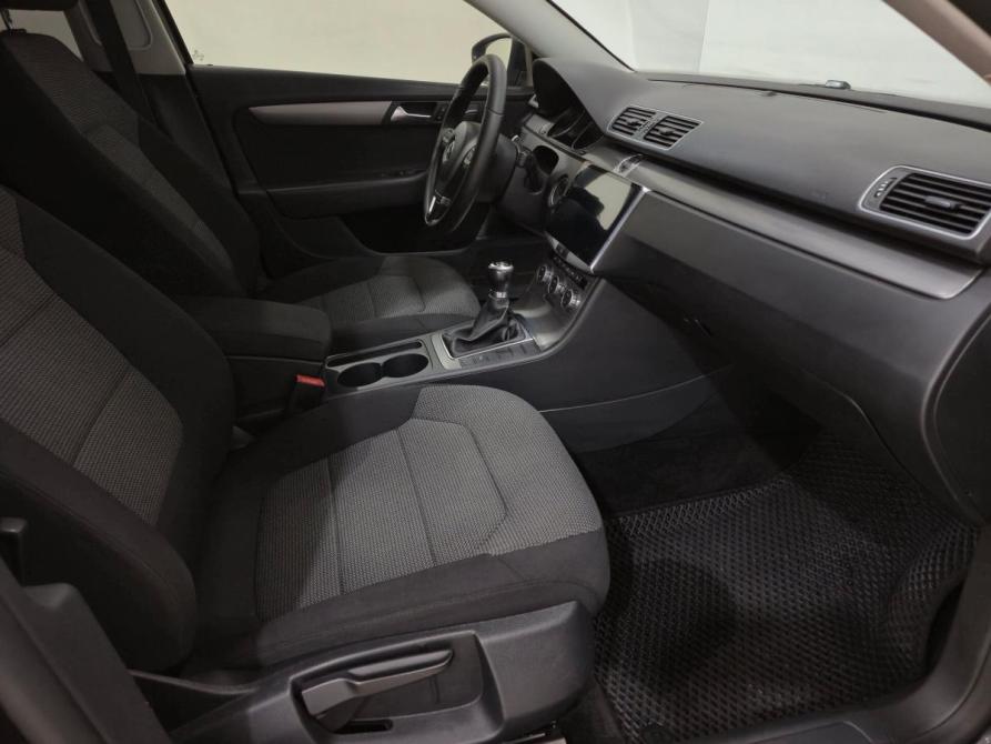 Volkswagen Passat B7 Альметьевск  - изображение 13