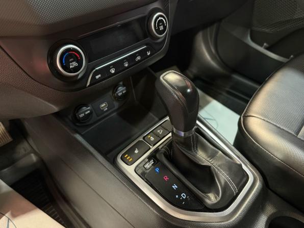 Hyundai Creta I Рестайлинг с пробегом 2021 года, цена 2 120 000 рублей, 128900 км, внедорожник, Автокод Объявления