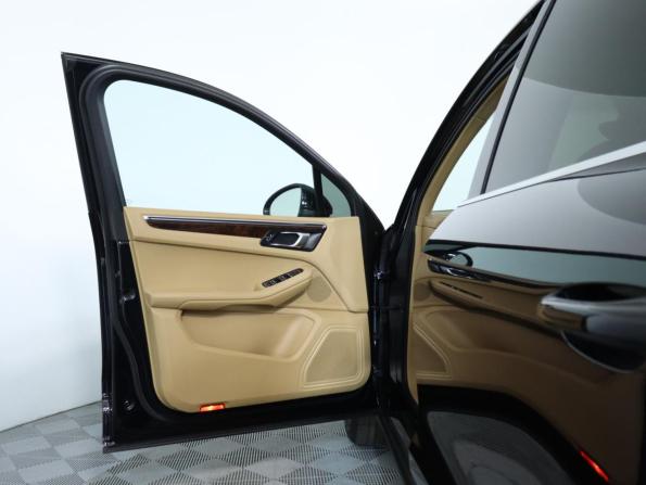 Porsche Macan I с пробегом 2014 года, цена 2 280 000 рублей, 110672 км, внедорожник, Автокод Объявления