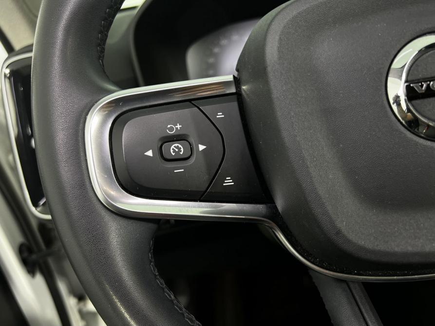 Volvo XC40 I Калининград  - изображение 19