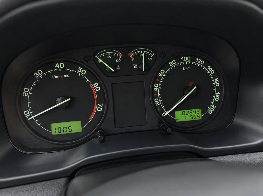 Skoda Octavia I (A4) Рестайлинг Кемерово  - изображение 8