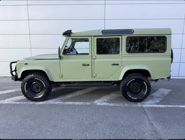 Land Rover Defender I Рестайлинг с пробегом 2012 года, цена 1 999 000 рублей, 108617 км, внедорожник, Автокод Объявления