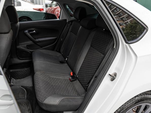 Volkswagen Polo V Рестайлинг с пробегом 2018 года, цена 1 445 000 рублей, 188435 км, седан, Автокод Объявления