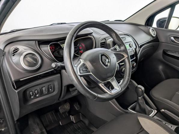 Renault Kaptur I Рестайлинг с пробегом 2021 года, цена 1 599 000 рублей, 85265 км, внедорожник, Автокод Объявления