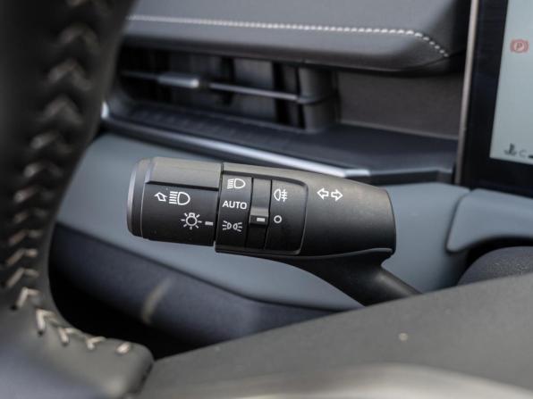 Toyota RAV4 VI (XA60) с пробегом 2025 года, цена 4 095 000 рублей, 63 км, внедорожник, Автокод Объявления