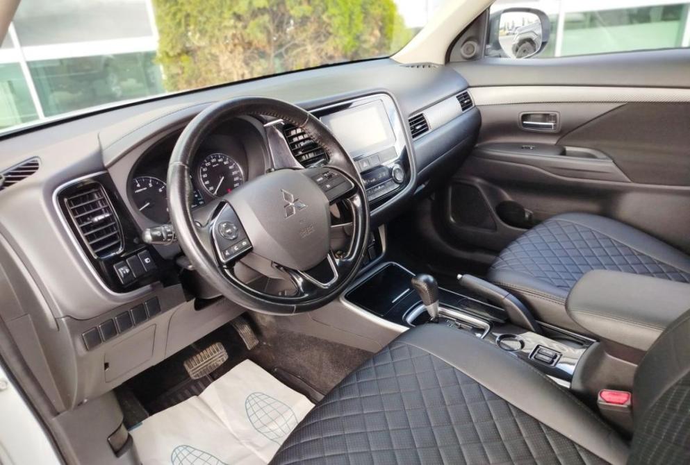 Mitsubishi Outlander III Рестайлинг 2 Саратов  - изображение 22