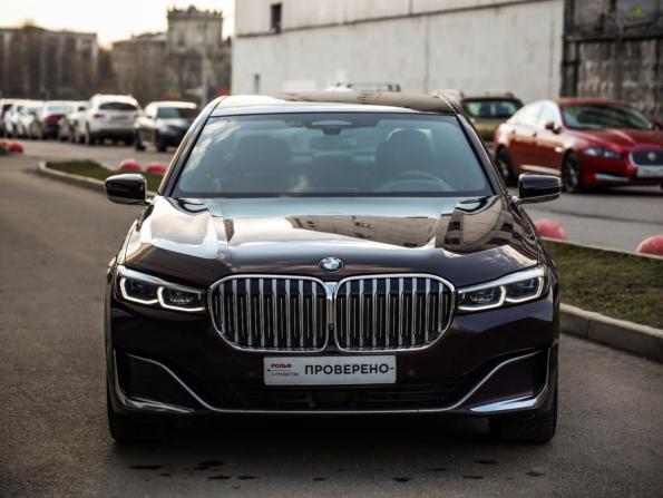 BMW 7 серии VI (G11/G12) Рестайлинг с пробегом 2019 года, цена 5 472 487 рублей, 93275 км, седан, Автокод Объявления