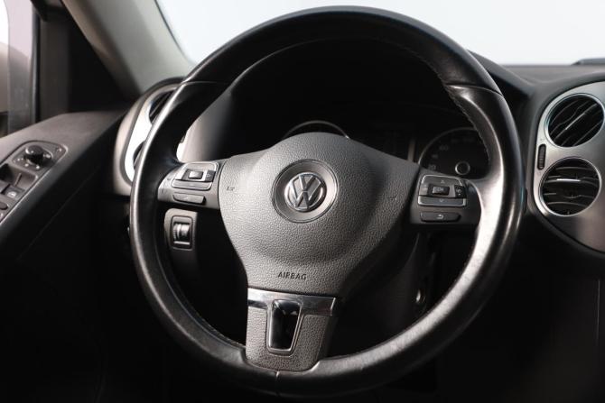 Volkswagen Tiguan I с пробегом 2011 года, цена 1 299 000 рублей, 129000 км, внедорожник, Автокод Объявления