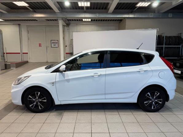 Hyundai Solaris I с пробегом 2012 года, цена 849 000 рублей, 190347 км, хэтчбек, Автокод Объявления