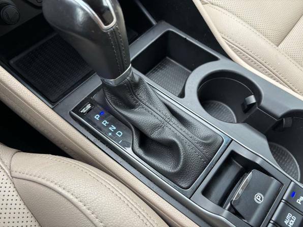 Hyundai Tucson III с пробегом 2017 года, цена 1 919 000 рублей, 139750 км, внедорожник, Автокод Объявления