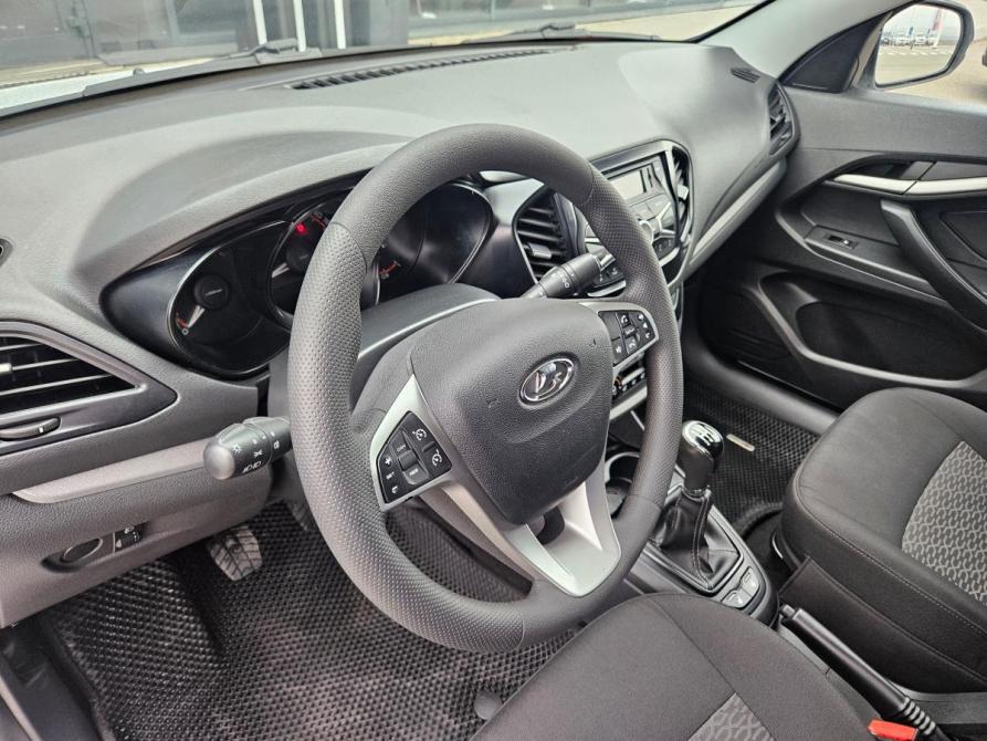 Lada (ВАЗ) Vesta I Воронеж  - изображение 9