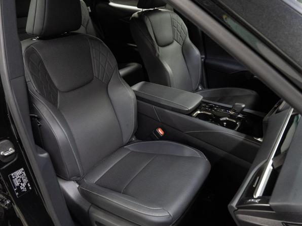 Lexus RX V с пробегом 2025 года, цена 7 759 000 рублей, 4200 км, внедорожник, Автокод Объявления