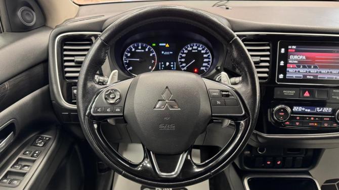 Mitsubishi Outlander III Рестайлинг 3 с пробегом 2018 года, цена 2 220 000 рублей, 102351 км, внедорожник, Автокод Объявления