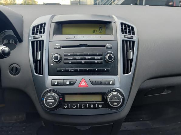 Kia Ceed I с пробегом 2008 года, цена 670 000 рублей, 177511 км, универсал, Автокод Объявления