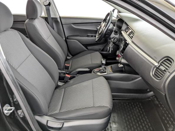 Kia Rio IV с пробегом 2018 года, цена 1 250 000 рублей, 182068 км, хэтчбек, Автокод Объявления
