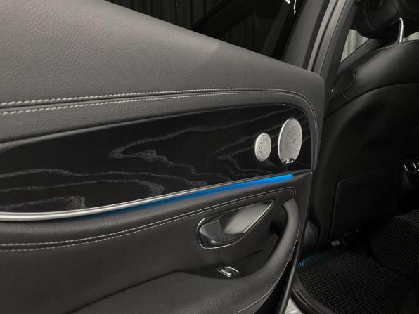 Mercedes-Benz E-Класс V (W213 S213 C238) с пробегом 2018 года, цена 3 700 000 рублей, 82000 км, седан, Автокод Объявления
