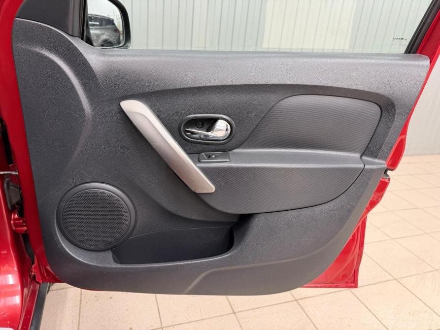 Renault Sandero II Магнитогорск  - изображение 15