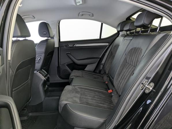 Skoda Superb III Рестайлинг с пробегом 2022 года, цена 3 400 000 рублей, 73321 км, лифтбек, Автокод Объявления