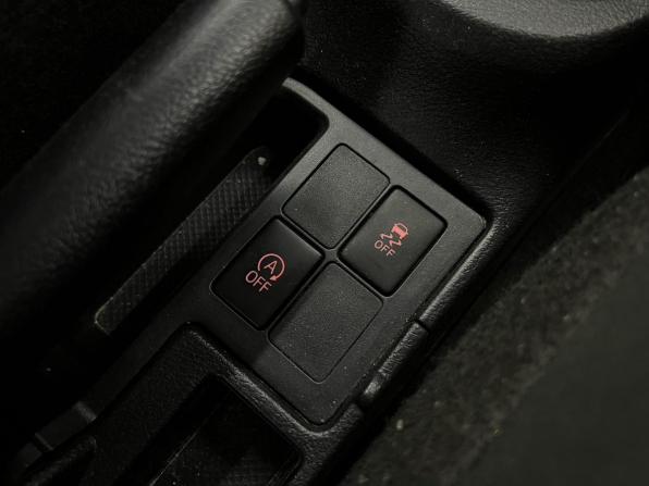 Toyota Vitz III (XP130) Рестайлинг с пробегом 2019 года, цена 1 139 000 рублей, 39600 км, хэтчбек, Автокод Объявления