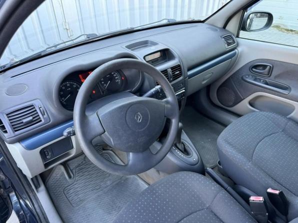 Renault Clio II Рестайлинг 2 с пробегом 2004 года, цена 349 000 рублей, 176877 км, хэтчбек, Автокод Объявления