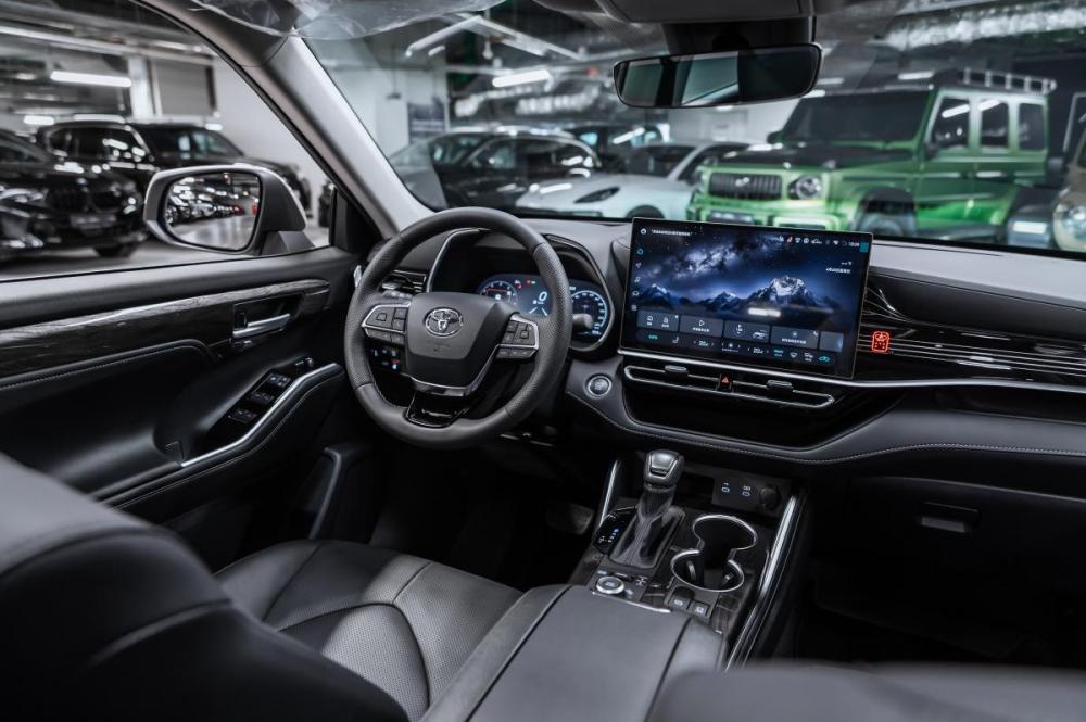 Toyota Highlander IV (XU70) Москва  - изображение 3