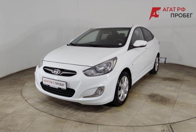 Hyundai Solaris I с пробегом 2012 года, цена 850 000 рублей, 134000 км, седан, Автокод Объявления